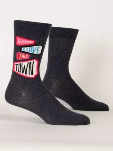 Blue Q "Damn I Love This Town" Men's Socks