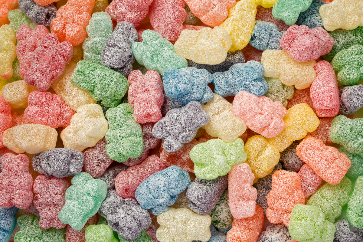 Albanese Sour 12 Flavor Gummi Bears 7oz Bag - Image 3